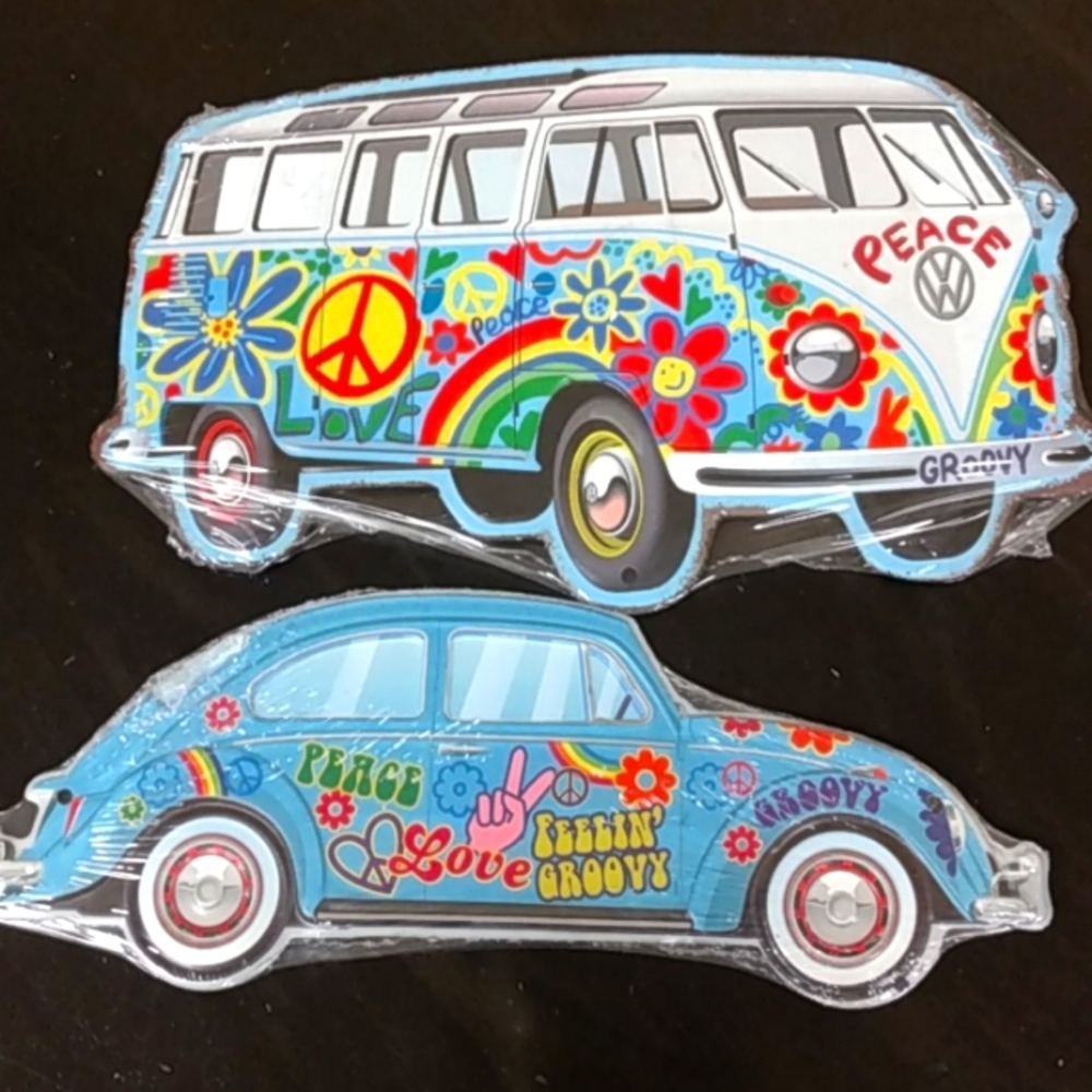 Hippie metal signs